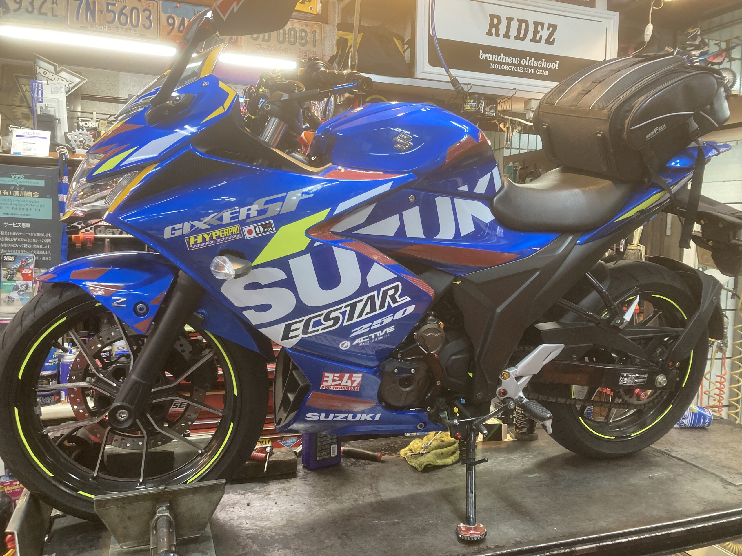 決 ジクサーSF250 Gixxer 国内版 2021式 低走行 250cc カスタム - スズキ